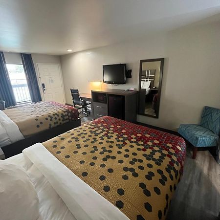 Econo Lodge Inn & Suites Murfreesboro Exteriör bild
