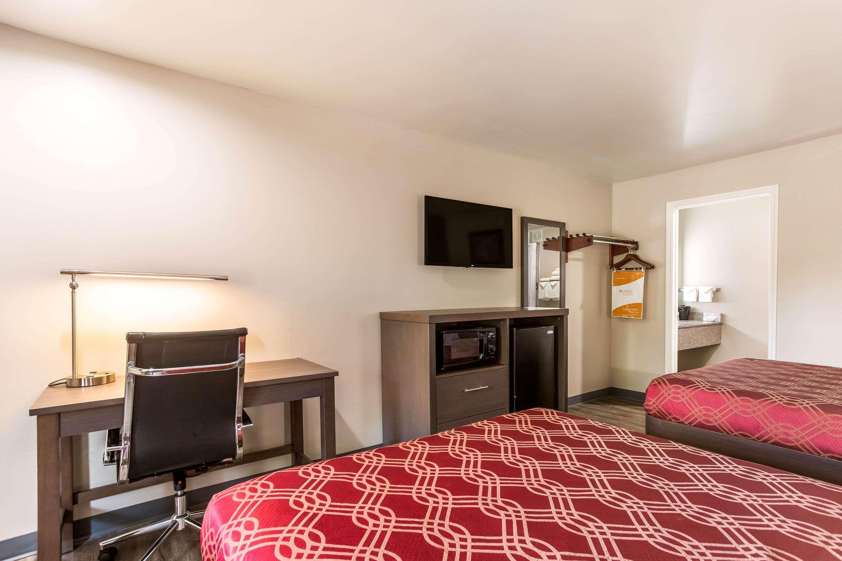 Econo Lodge Inn & Suites Murfreesboro Exteriör bild