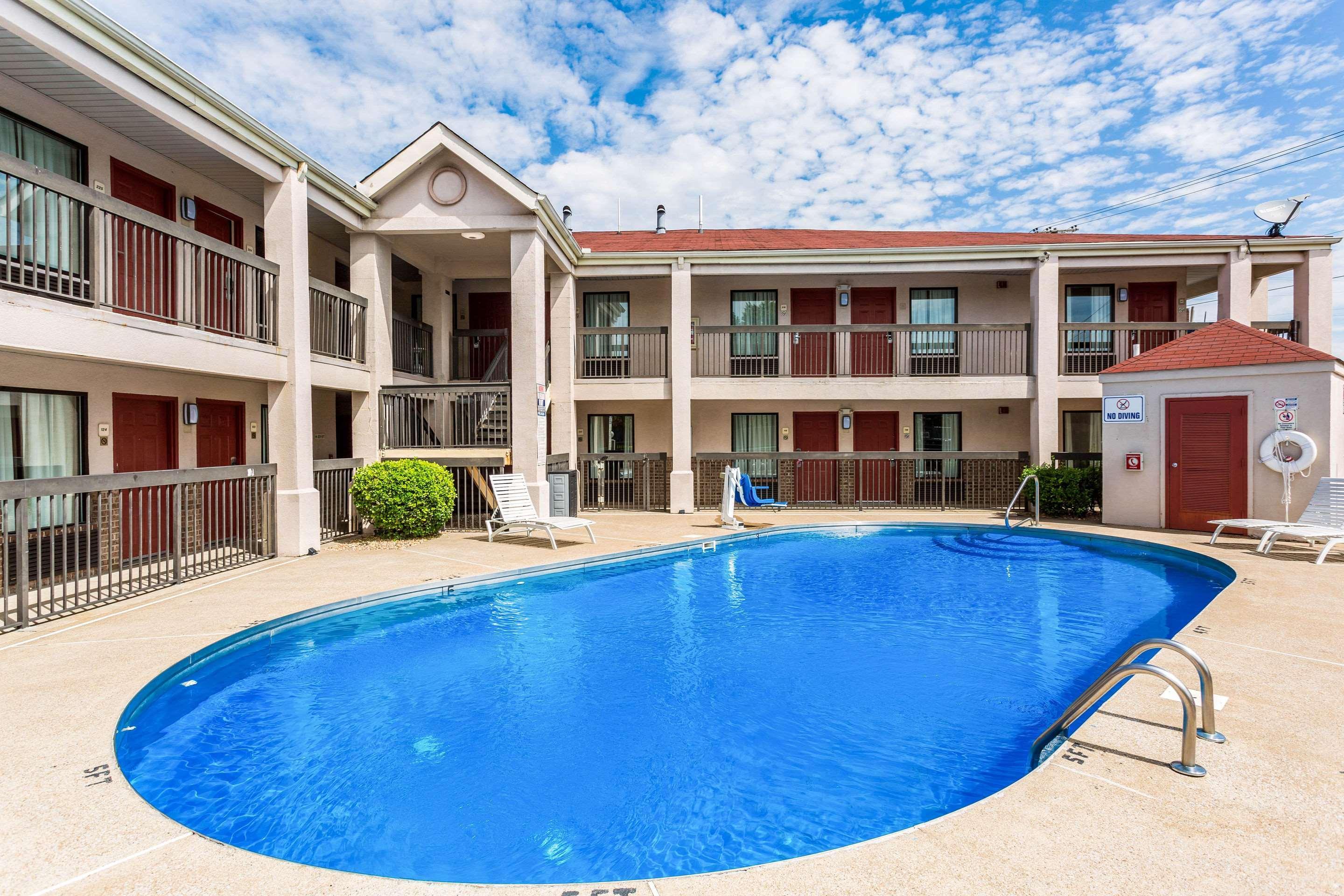Econo Lodge Inn & Suites Murfreesboro Exteriör bild