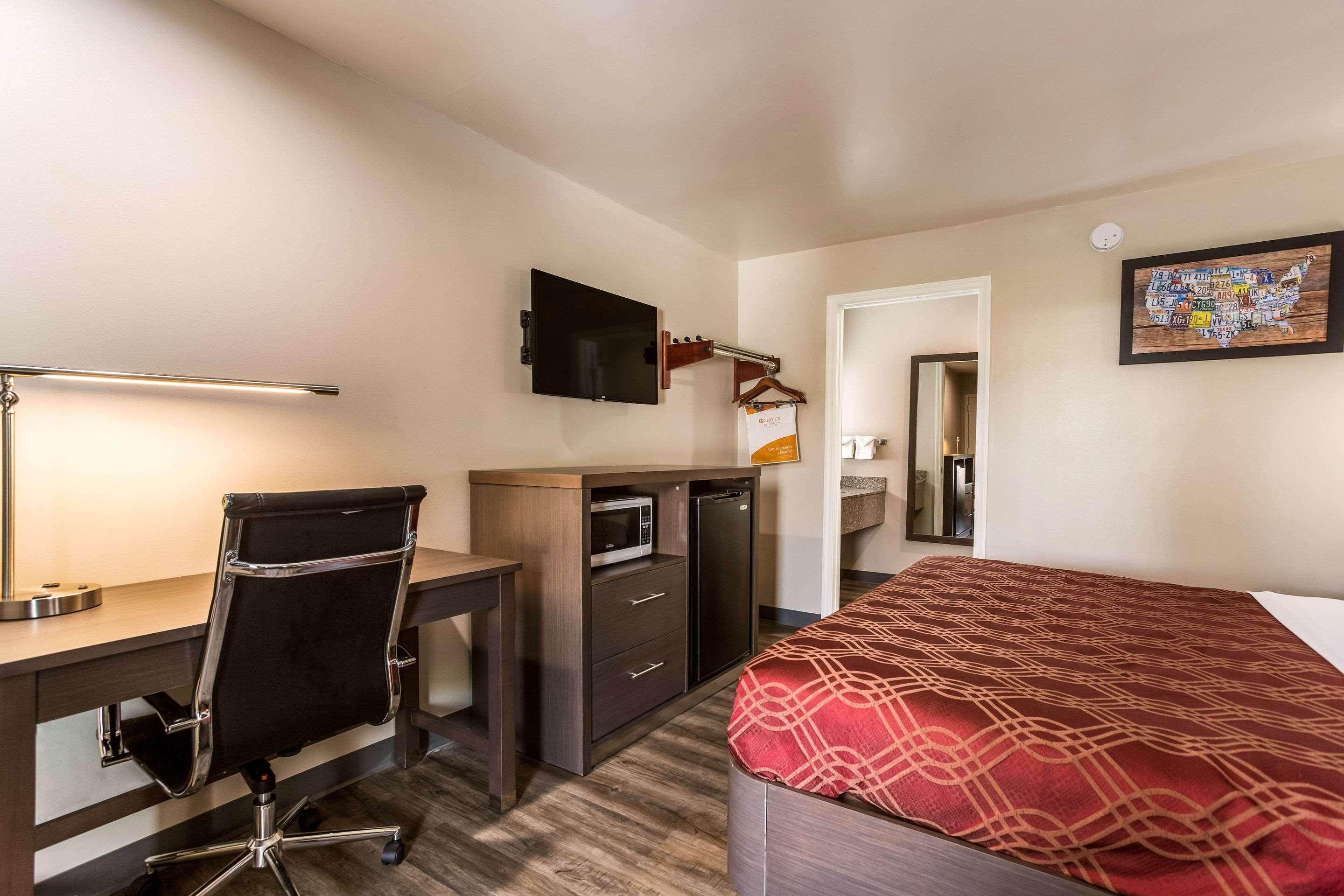 Econo Lodge Inn & Suites Murfreesboro Exteriör bild