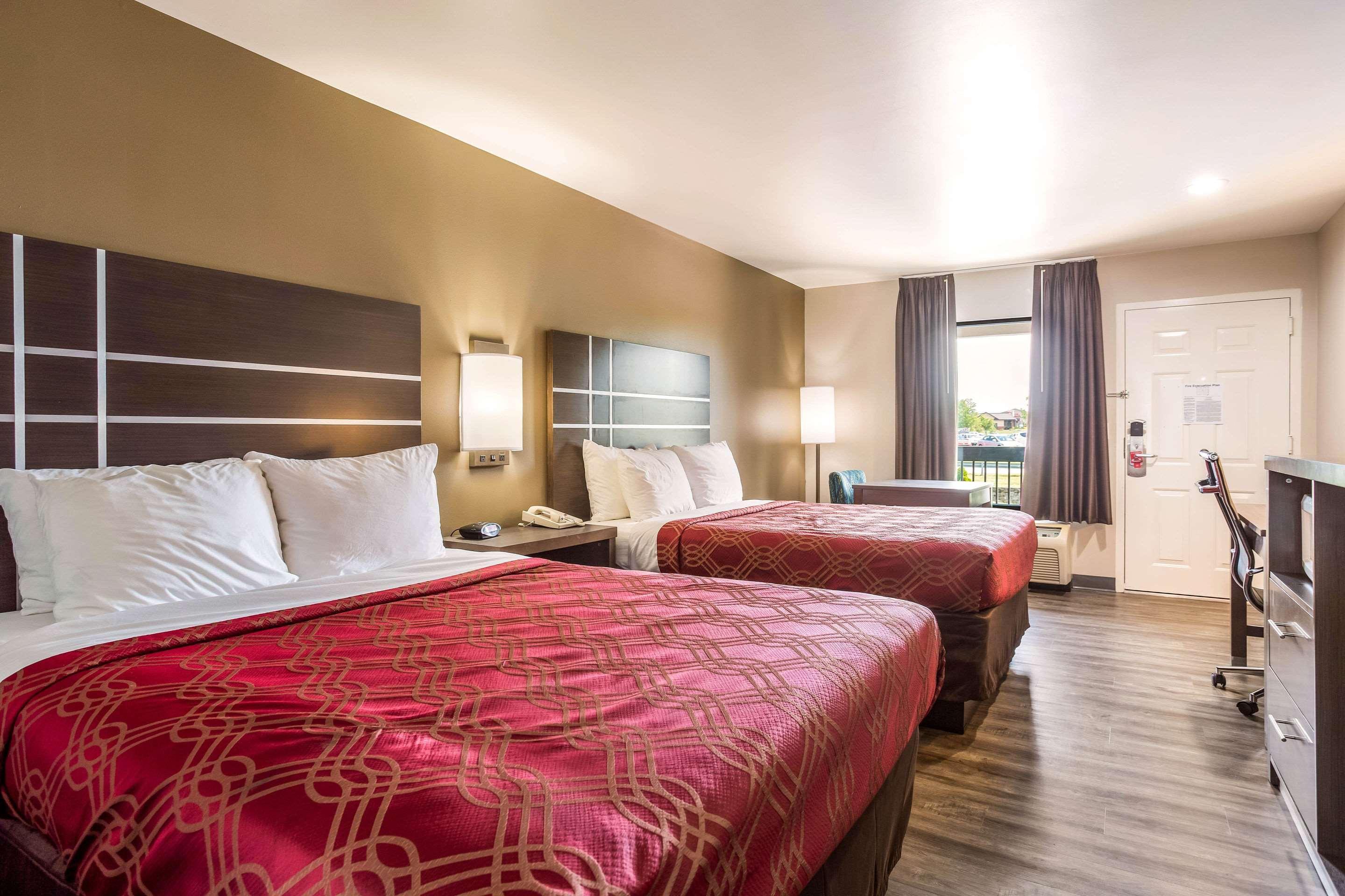 Econo Lodge Inn & Suites Murfreesboro Exteriör bild
