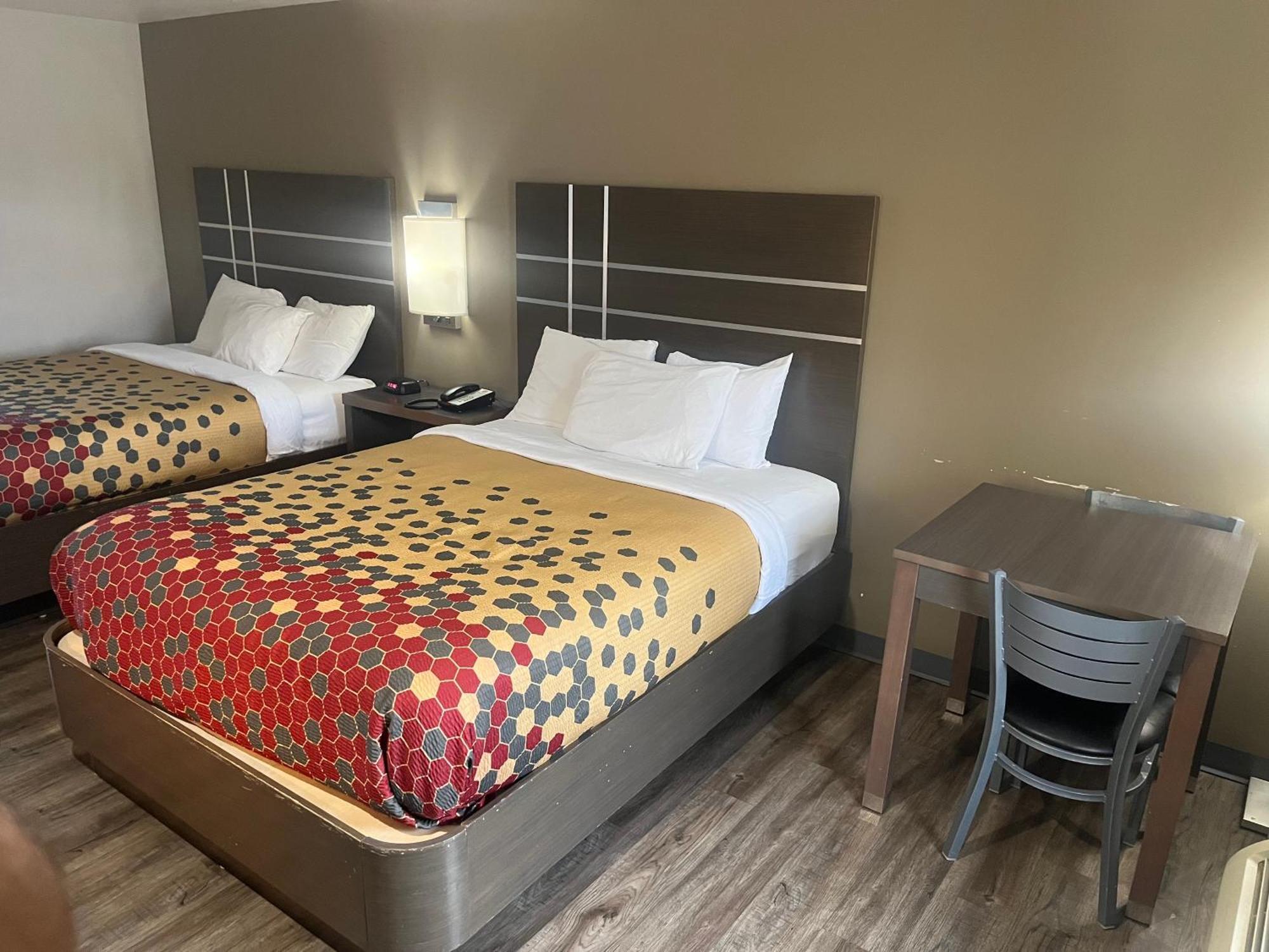 Econo Lodge Inn & Suites Murfreesboro Exteriör bild
