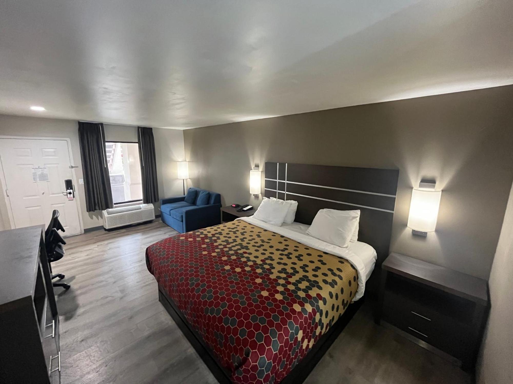 Econo Lodge Inn & Suites Murfreesboro Exteriör bild