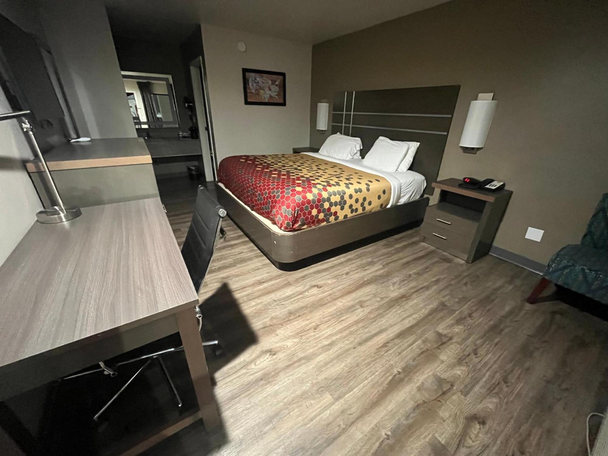 Econo Lodge Inn & Suites Murfreesboro Exteriör bild